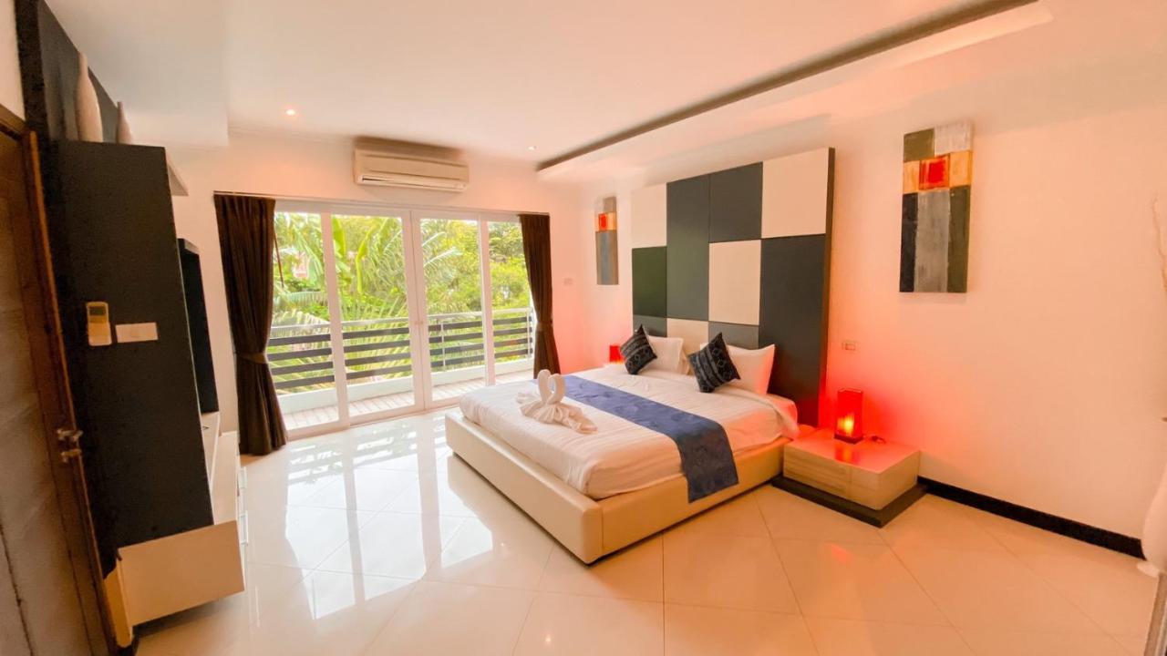 Hidden Palm Pool Villas Pattaya Exterior photo