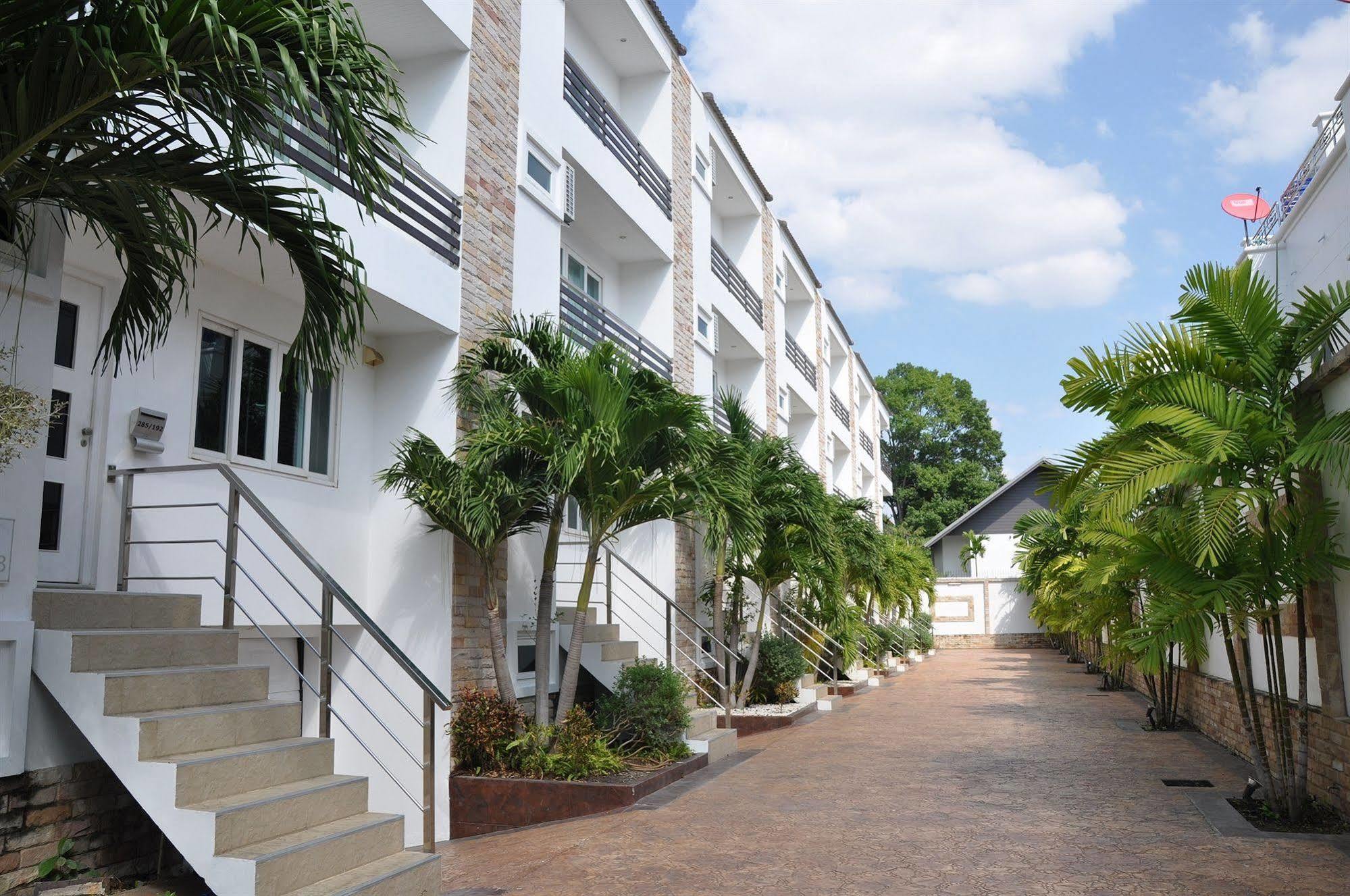 Hidden Palm Pool Villas Pattaya Exterior photo